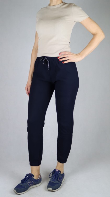 Spodnie dresowe wiązane z kieszeniami granatowe