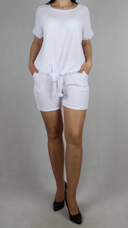 Komplet damski biały bluzka z krótkim rękawem i spodenki