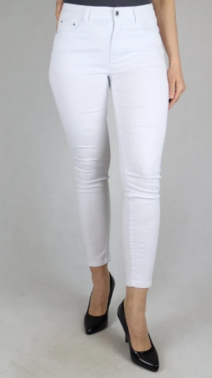 Spodnie jeans damskie modelujące białe